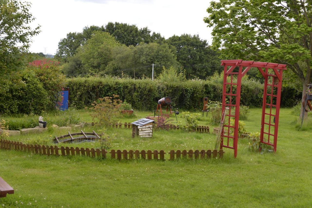 Couloumine Breizh Bed and Breakfast Saint-Aignan  Buitenkant foto