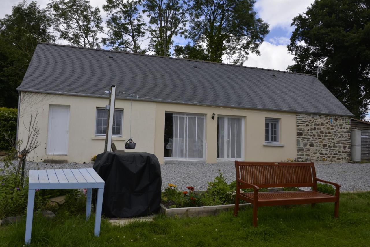 Couloumine Breizh Bed and Breakfast Saint-Aignan  Buitenkant foto